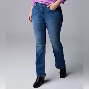 Vera Wang Classic Blue Stretch Comfortable Medium Wash Mid Rise Boot Cut Jeans